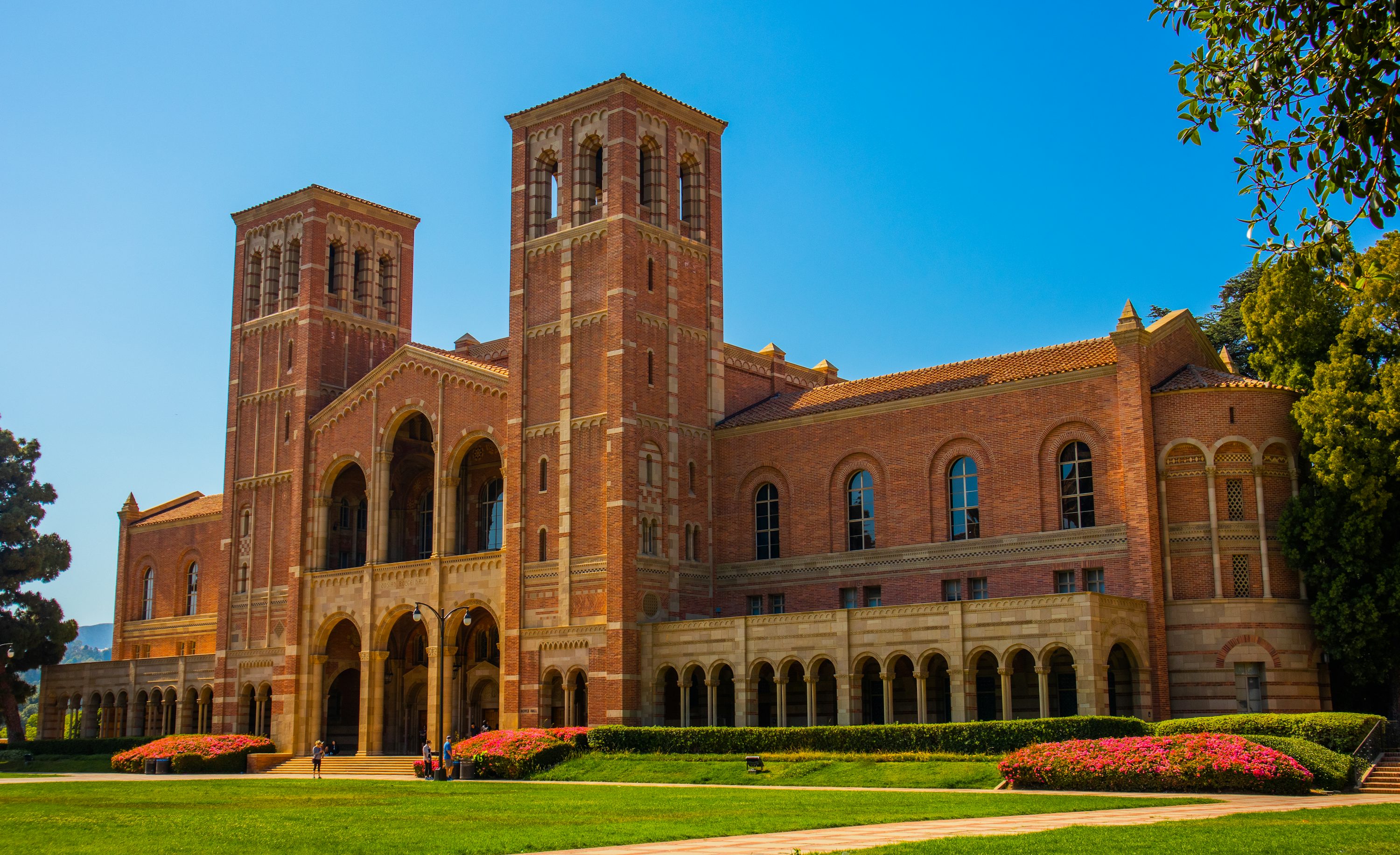 UCLA Royce Hall Campus